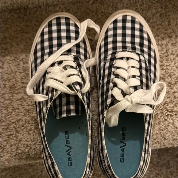 Black and White Checkered Women’s Shoes - Picture 6 of 6